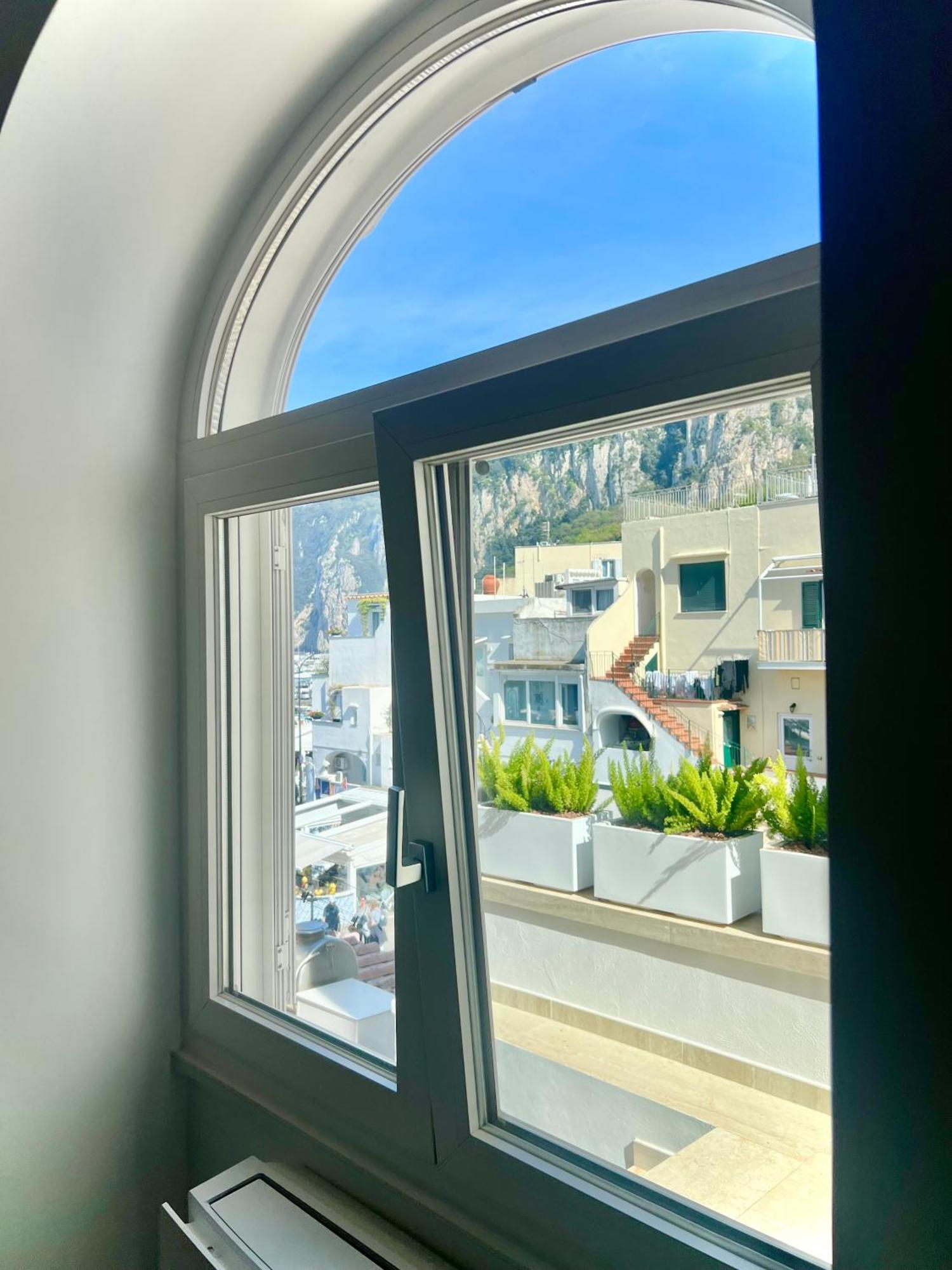 Augusto Marina Apartment Капри Экстерьер фото